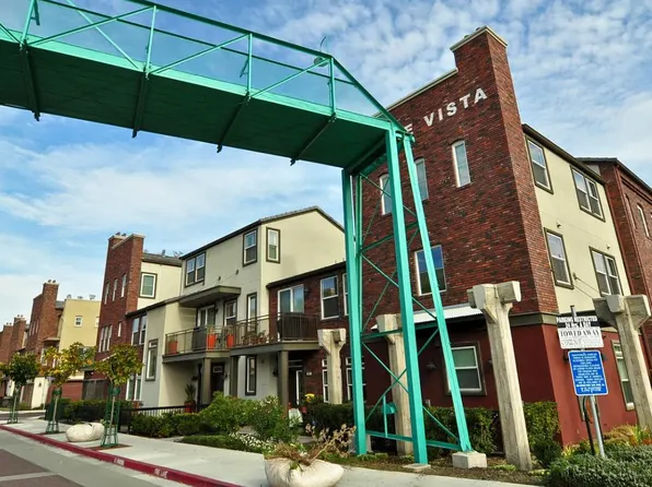 870 Font Ter, San Jose, CA 95126