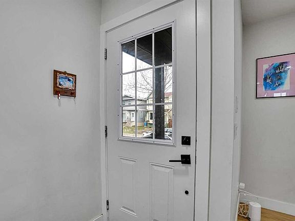 5th image of 51 N Taraglen Rd NE