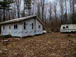 28725 Hideaway Trl, Beaver Island, MI 49782