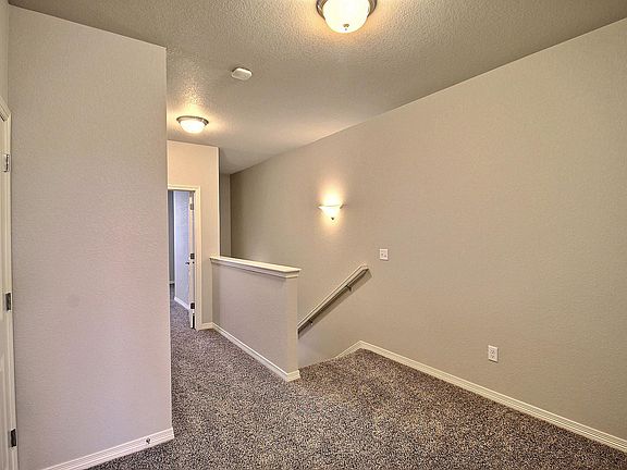 4th image of 1684 Grand Ave Unit 3