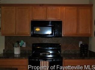 172 Sycamore Ln, Raeford, NC 28376