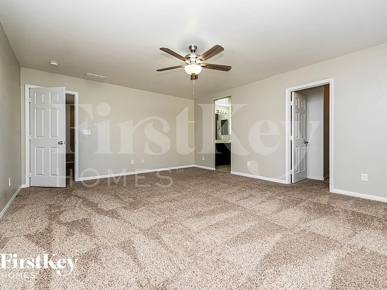 5605 Balsam St — Photo 7