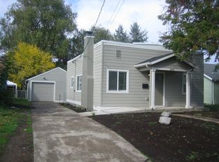 1065 Garnet St NE, Salem, OR 97301