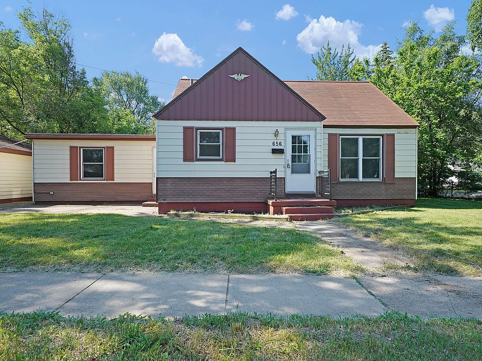1st image of 656 Cricklewood St SW