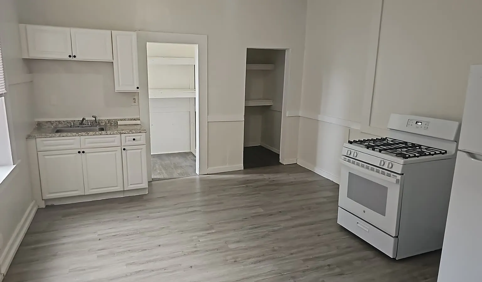 3 bed, 1060 sqft, $1,775 — Photo 1