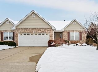 1107 Piepers Glen Ln, O Fallon, MO 63366