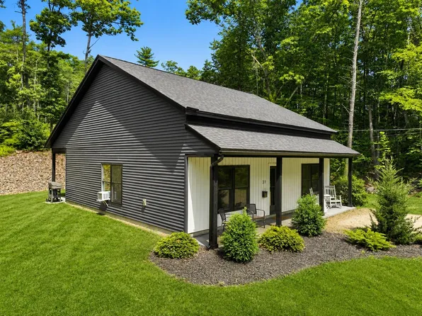 31 Crowcroft Dr, Rindge, NH 03461