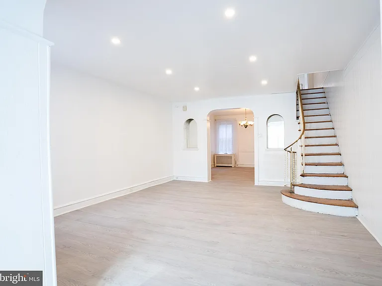 241 S Saint Bernard St #0 — Photo 3