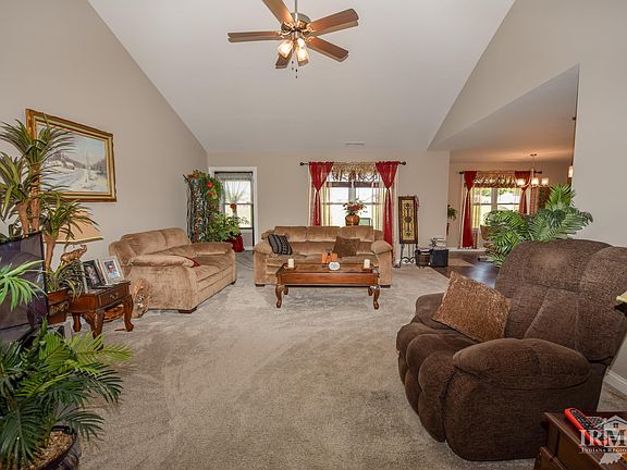 4th image of 4620 W Clearlake Ct