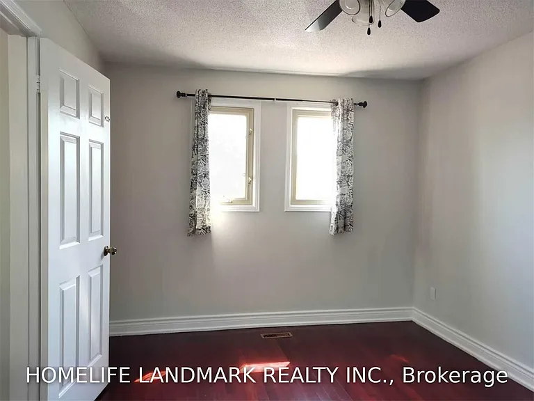 367 Huntington Ridge Dr #UPPER — Photo 13