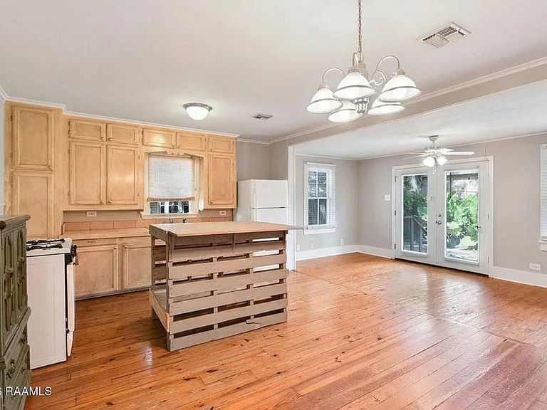 115 Ryan St — Photo 3