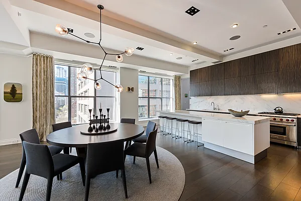 Sold by Industrie Residential | media 3