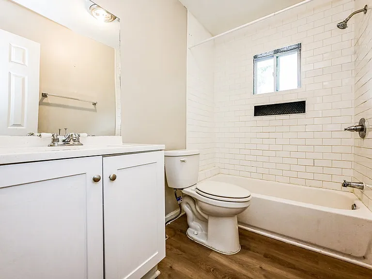 1175 McDaniel St SW — Photo 15
