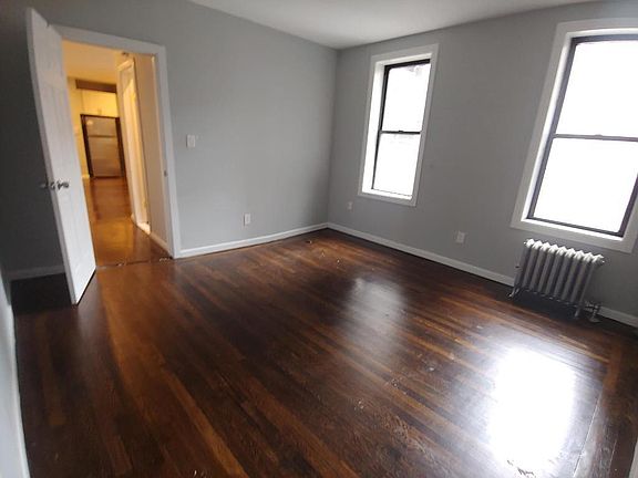 2nd image of 2401 Davidson Ave #3FF