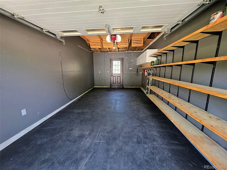 334 Wooster Ave — Photo 35