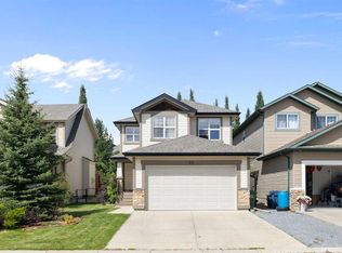 29 S Sunset Close, Cochrane, AB T4C0B3