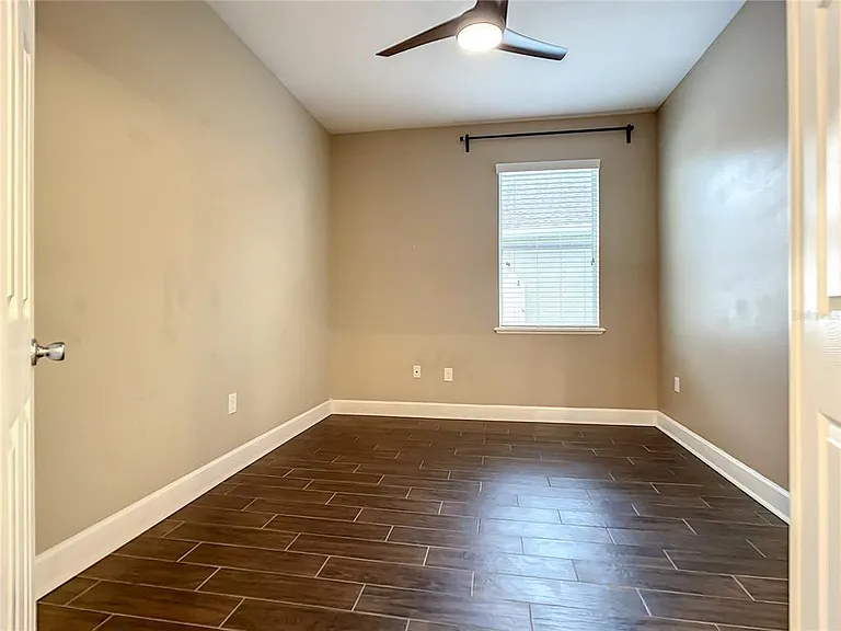 636 Spring Oak Cir — Photo 30