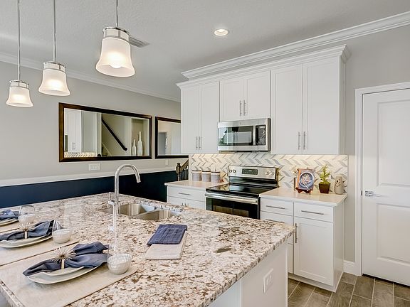 Large island in kitchen