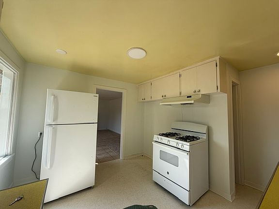 5th image of 15513 8th Ave NE
