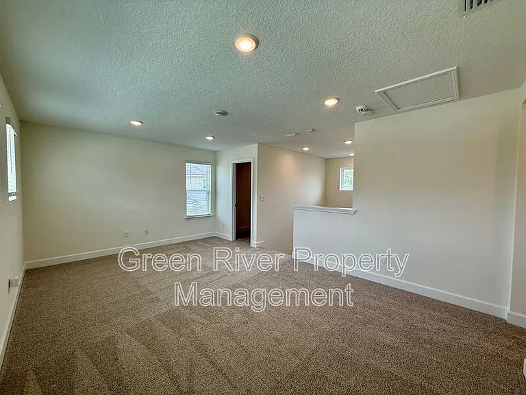 3435 Auvenshine Way — Photo 31