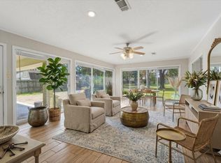 6004 Lakeside Dr, Liberty, TX 77575