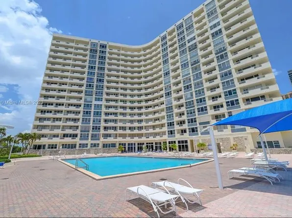 3180 S Ocean Dr, Hallandale, FL