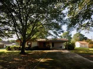 1334 Laura Ln SE, Cullman, AL 35055