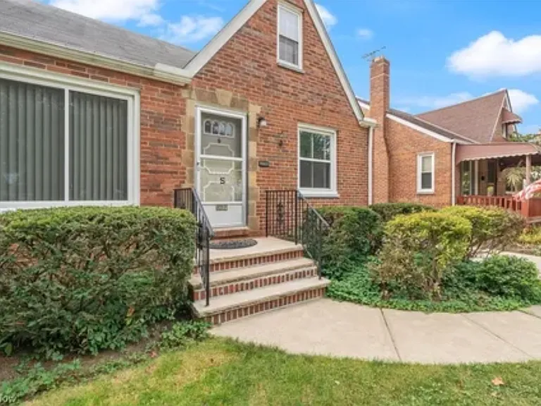 8211 Whittington Dr — Photo 5