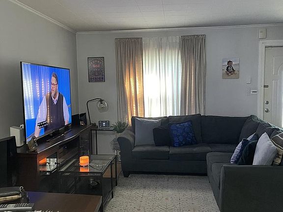 2nd image of 4048 W 58th Pl #4048