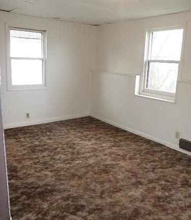 5th image of 111 Girard Blvd
