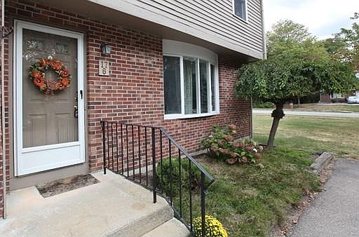 2nd image of 17 Potter Ave Unit 6