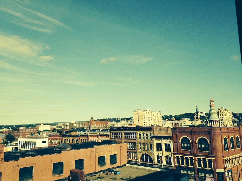 Gorgeous 2Bed/2Bath w/views