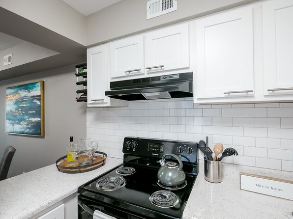 5350 Arlington Expy #2804