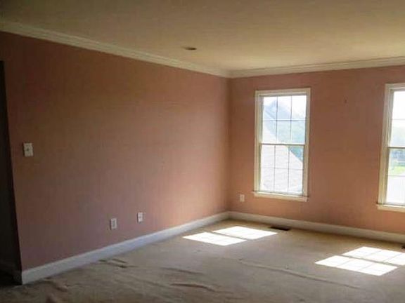 4th image of 4241 Crystal Dr