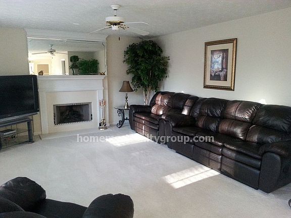 4th image of 1947 Pine Lake Ct