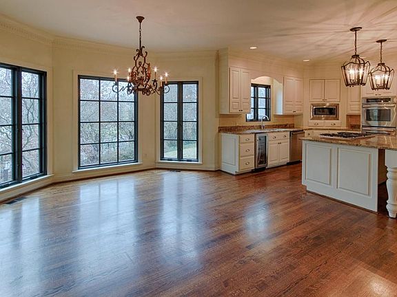 3rd image of 12312 N Fox Den Dr