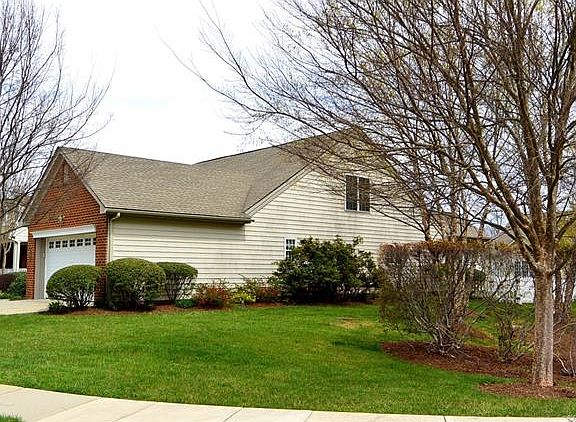 2nd image of 3464 Fitchetts Ln