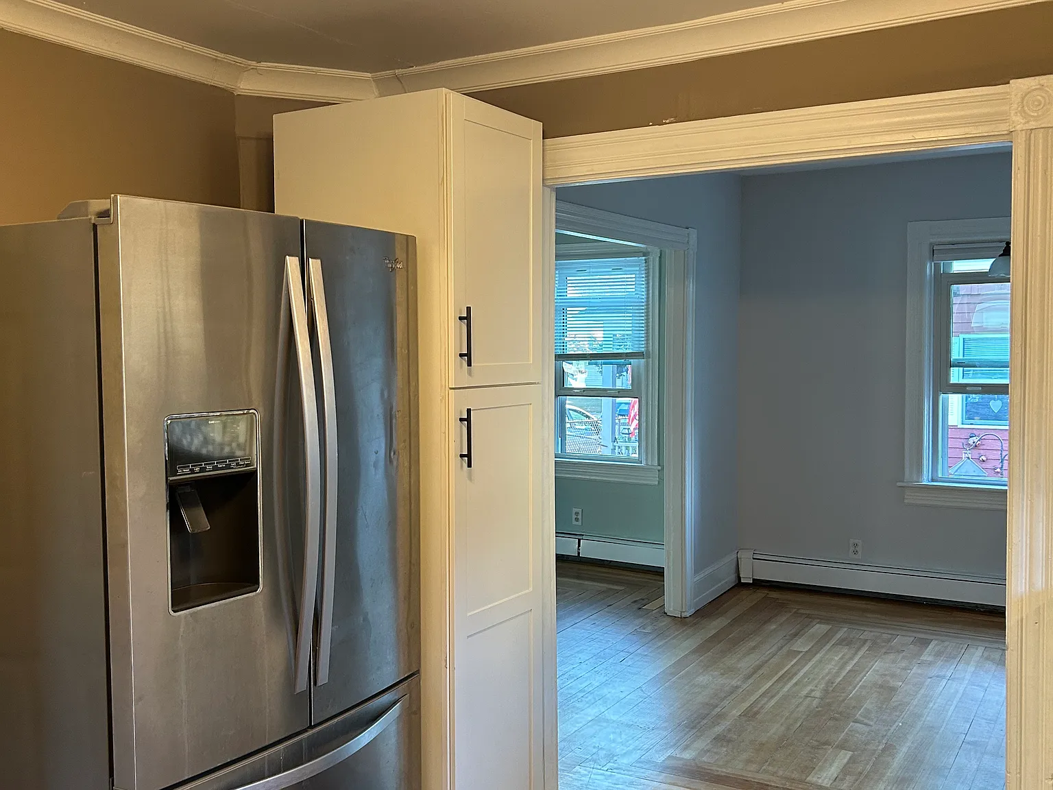 4 bed, 1.5 bath, 1400 sqft, $2,850 — Photo 4
