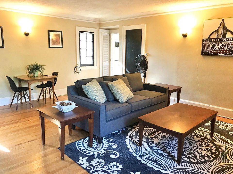 1st image of 617 Prospect Ave SE APT 3