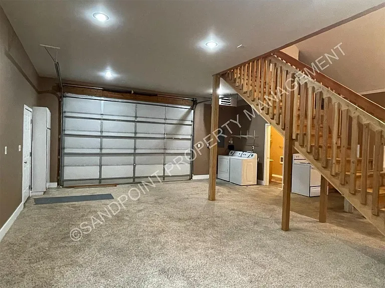 817 1/2 Poplar St — Photo 10