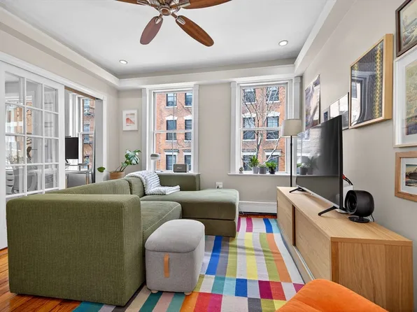 22 Irving St APT 3, Boston, MA 02114