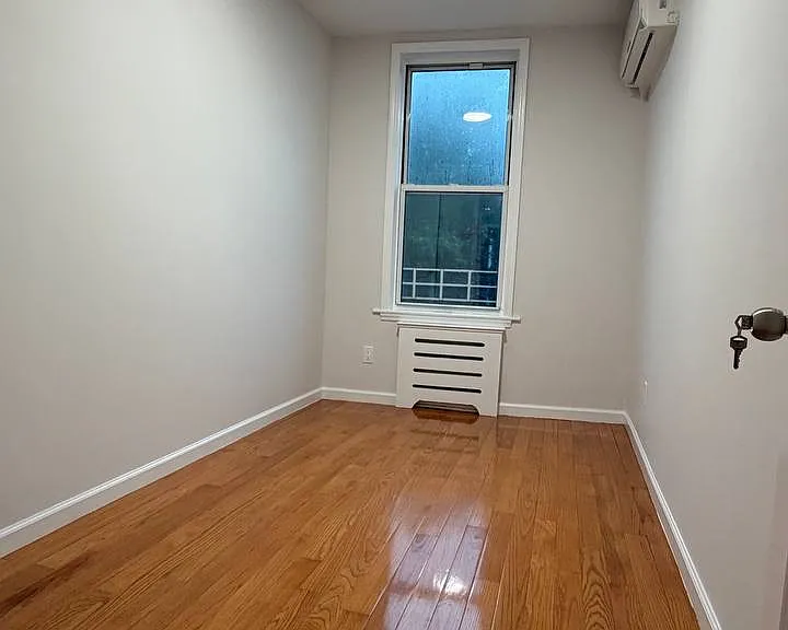 6735 Colonial Rd #2 — Photo 4