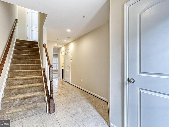 3rd image of 1147 Carinoso Cir