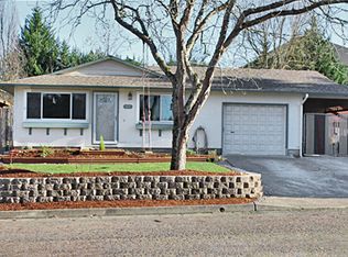 1302 N Adams St, Lafayette, OR