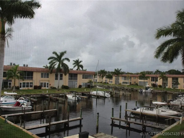 2600 S Kanner Hwy APT Q7, Stuart, FL 34994