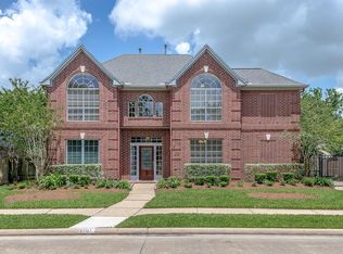 1707 Evergreen Ln, Seabrook, TX 77586