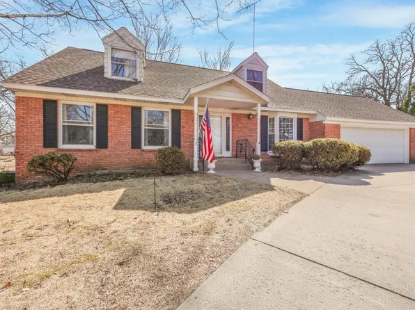 1722 Woodland Rd, Saint Cloud, MN 56304