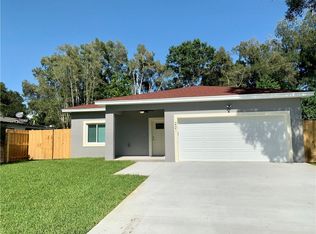 221 Melody Ln, Largo, FL 33771