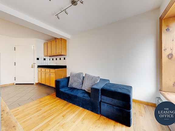 3rd image of 523 9th Ave APT 4C