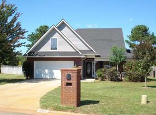 207 Drayton Ct, Warner Robins, GA 31088
